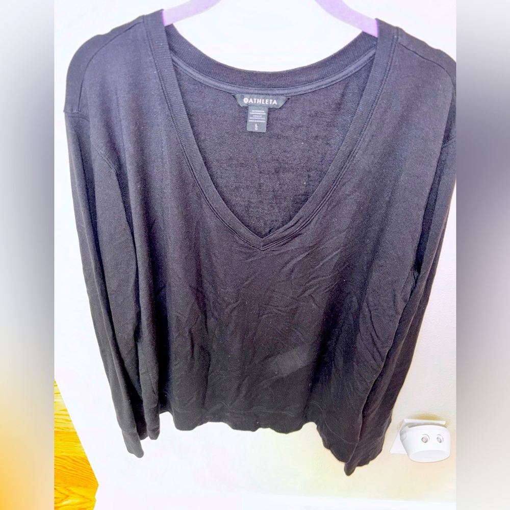 Athleta Women's Black V-Neck Top